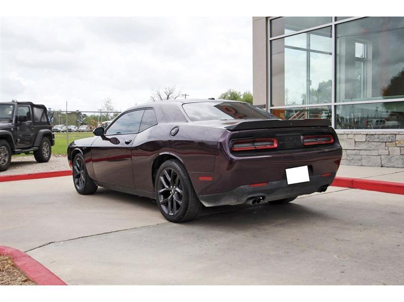 Dodge Challenger  2021