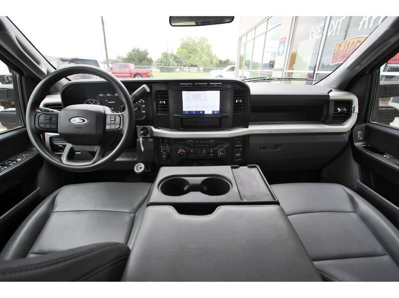 Ford Super Duty F-250 SRW  2023