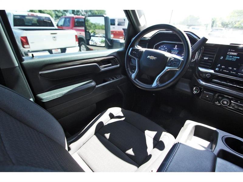 Chevrolet Silverado 2500HD  2024
