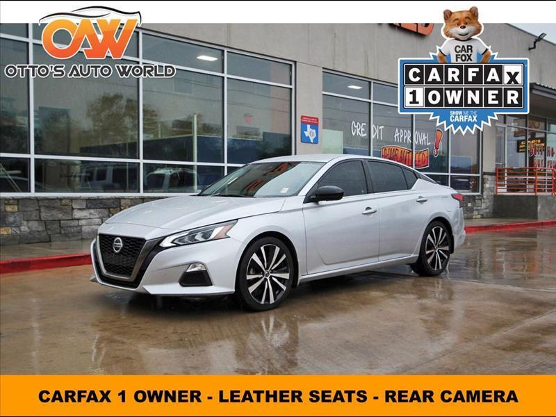 2022 Nissan Altima SR