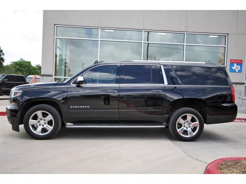 Chevrolet Suburban  2020