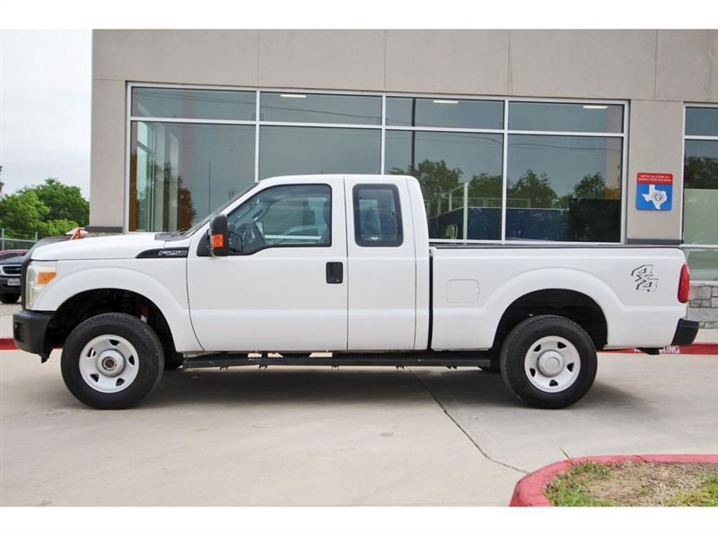 Ford Super Duty F-250 SRW  2013