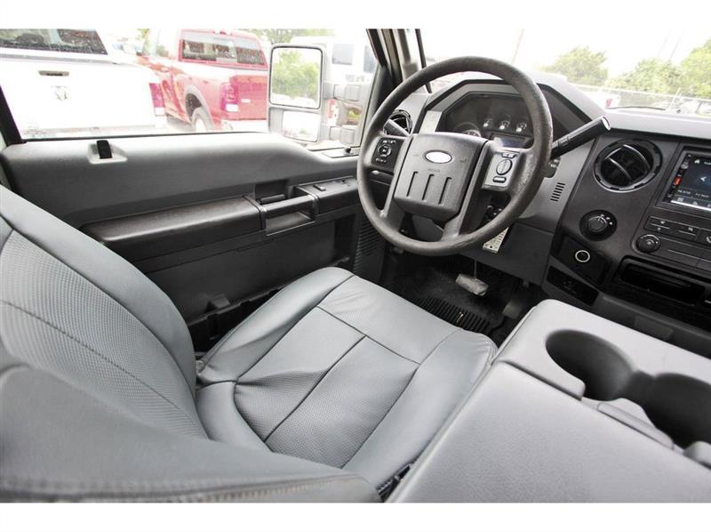 Ford Super Duty F-250 SRW  2013