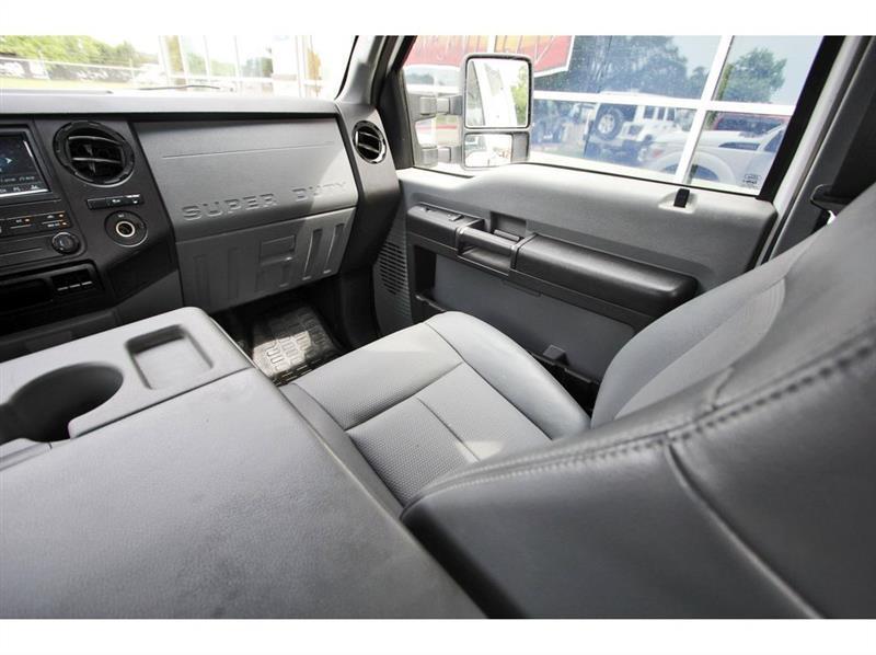 Ford Super Duty F-250 SRW  2013
