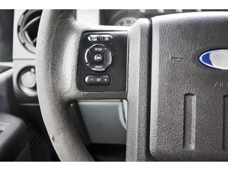 Ford Super Duty F-250 SRW  2013