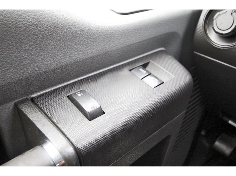 Ford Super Duty F-250 SRW  2013
