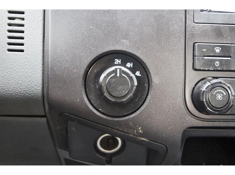 Ford Super Duty F-250 SRW  2013
