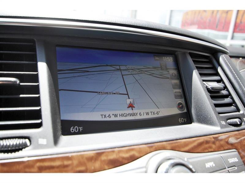 Nissan Armada  2020