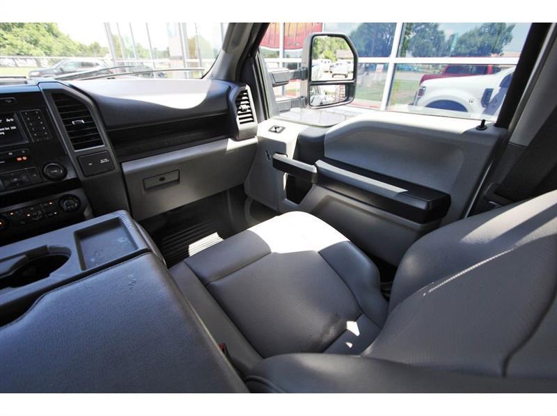 Ford Super Duty F-250 SRW  2022