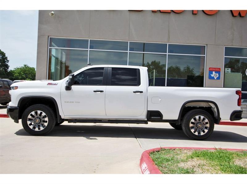 Chevrolet Silverado 2500HD  2025