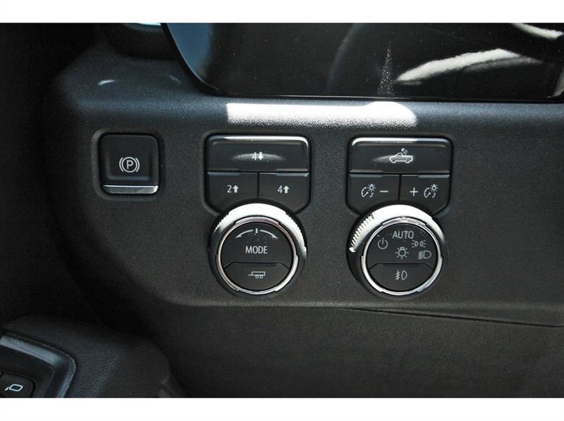 Chevrolet Silverado 2500HD  2025