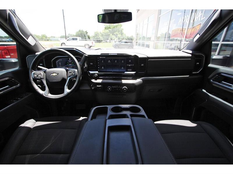 Chevrolet Silverado 2500HD  2025