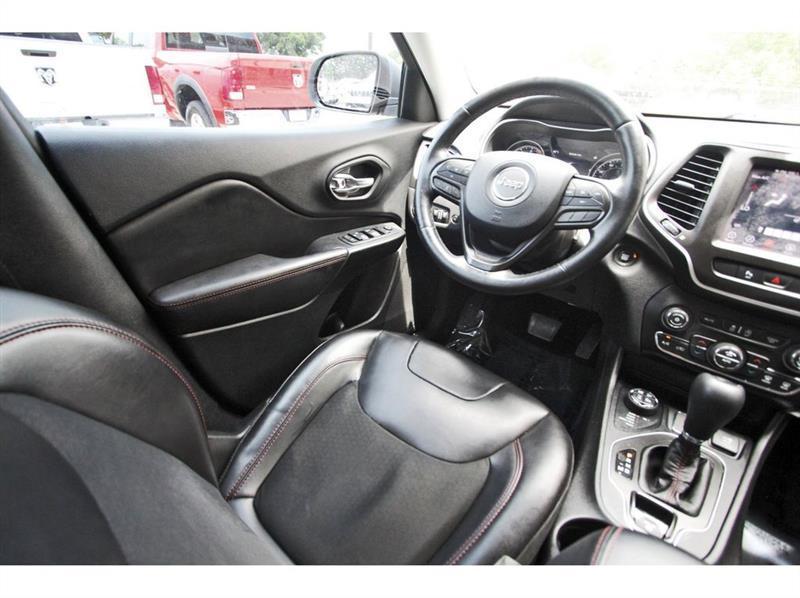 Jeep Cherokee  2019