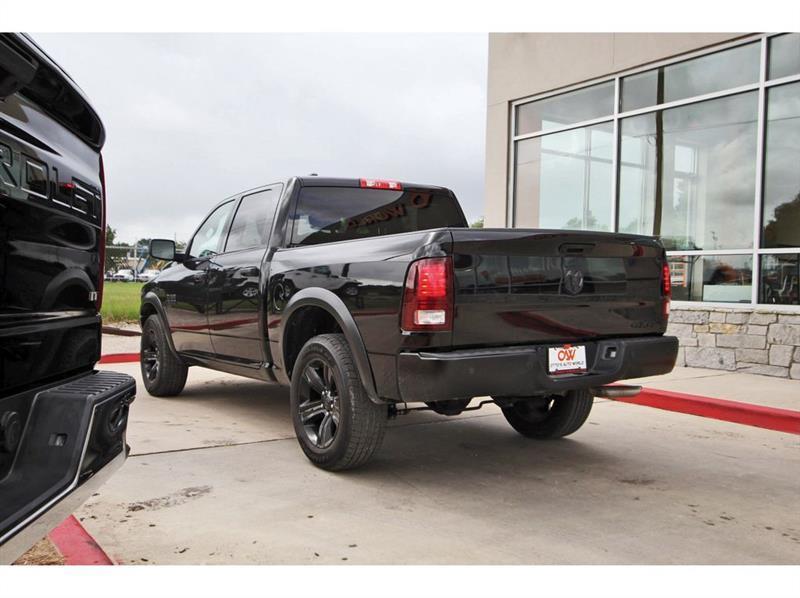 RAM 1500 Classic  2024