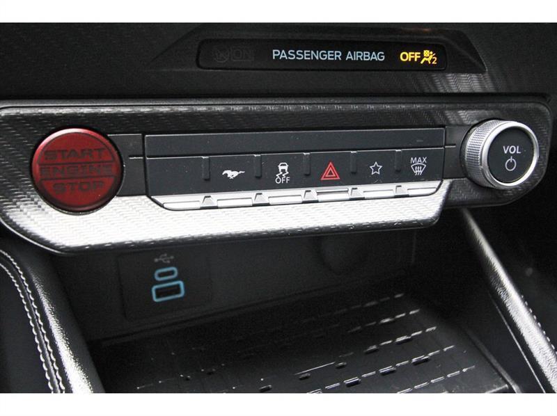 Ford Mustang  2024