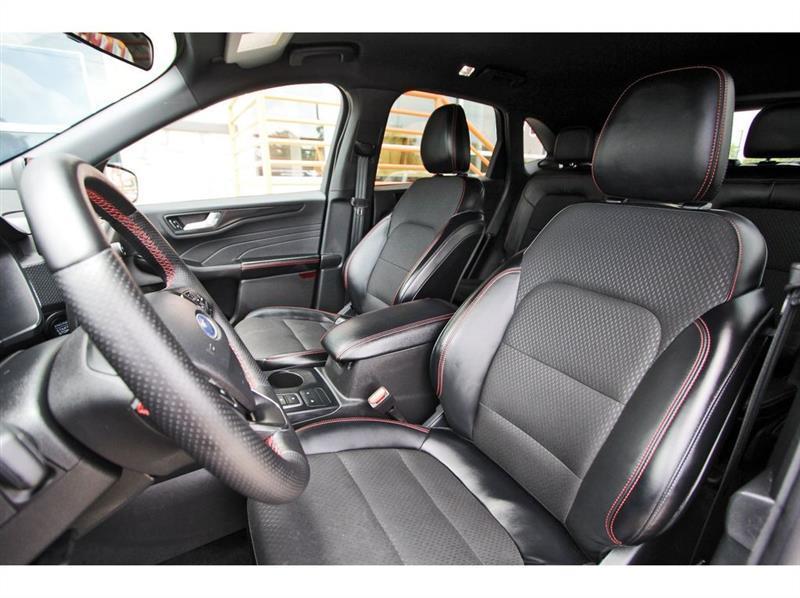 Ford Escape  2025