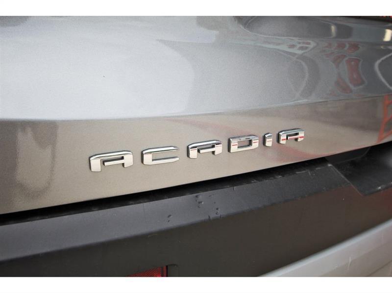 GMC Acadia  2023