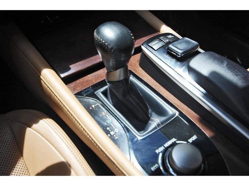 Lexus GS 350  2015