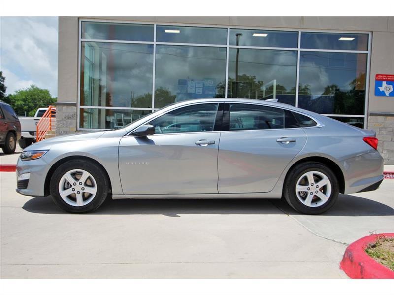 Chevrolet Malibu  2024