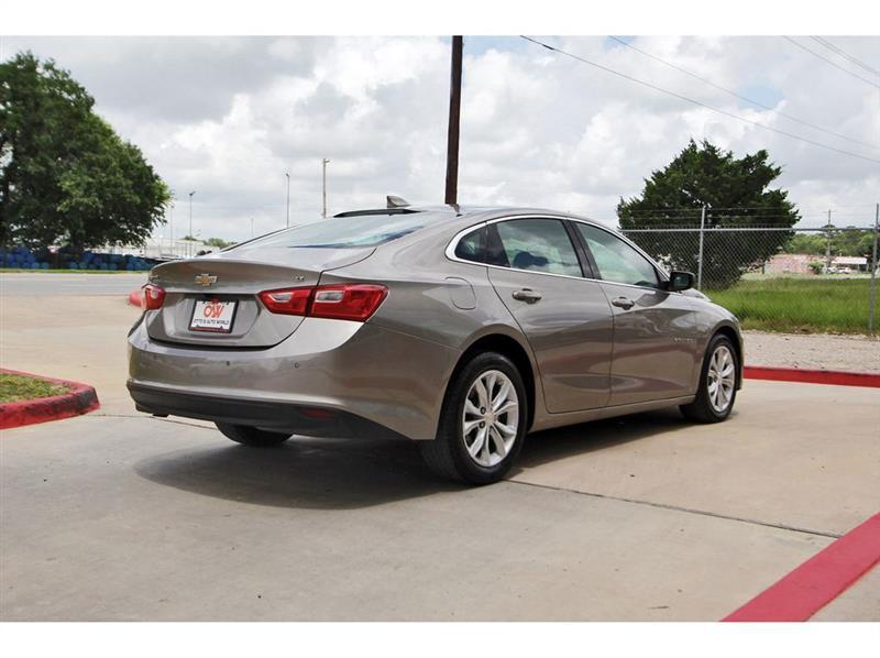 Chevrolet Malibu  2023