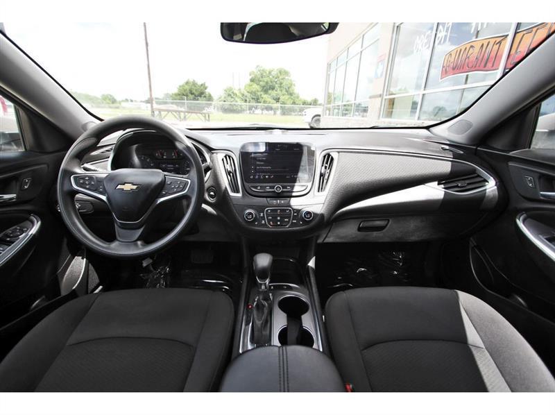 Chevrolet Malibu  2023
