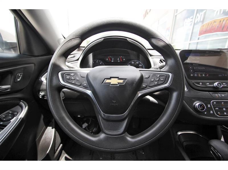 Chevrolet Malibu  2023