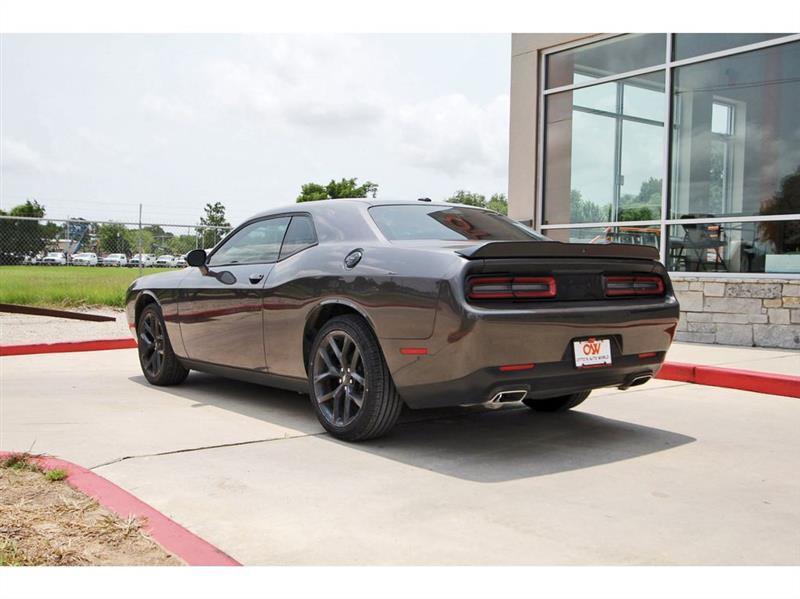 Dodge Challenger  2020