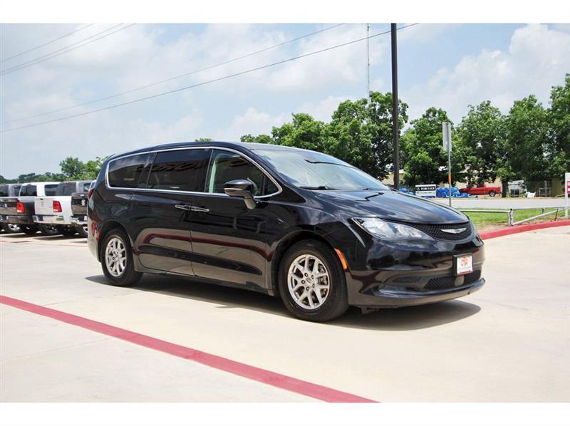 Chrysler Voyager  2024