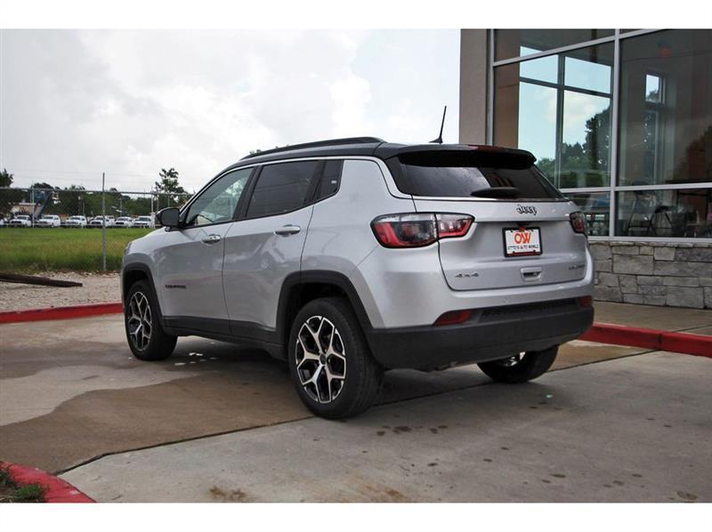 2025 Jeep Compass Limited - Photo 4