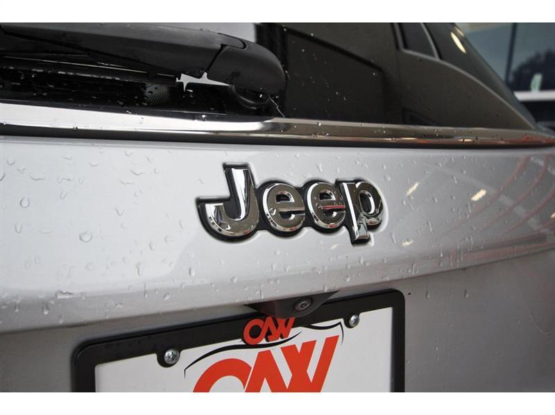 2025 Jeep Compass Limited - Photo 31