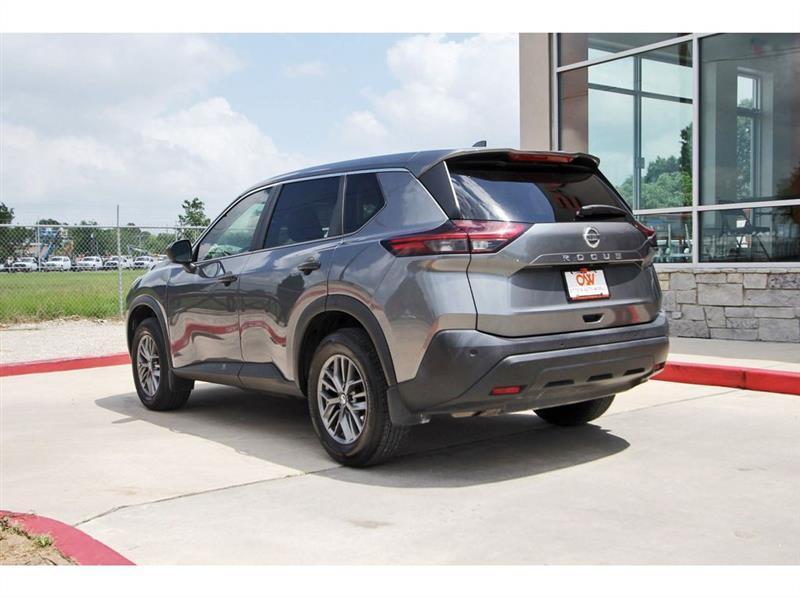Nissan Rogue  2021