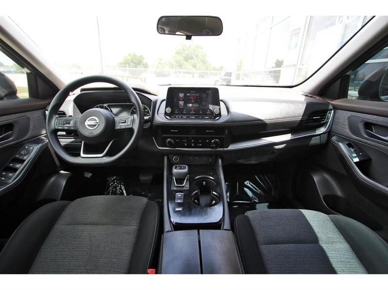 Nissan Rogue  2021