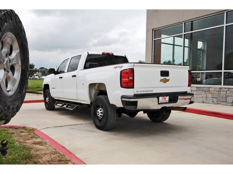 Chevrolet Silverado 2500HD Built After Aug 14  2015
