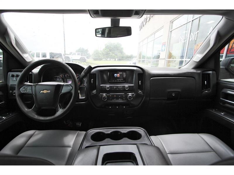 Chevrolet Silverado 2500HD Built After Aug 14  2015