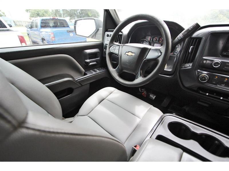 Chevrolet Silverado 2500HD Built After Aug 14  2015