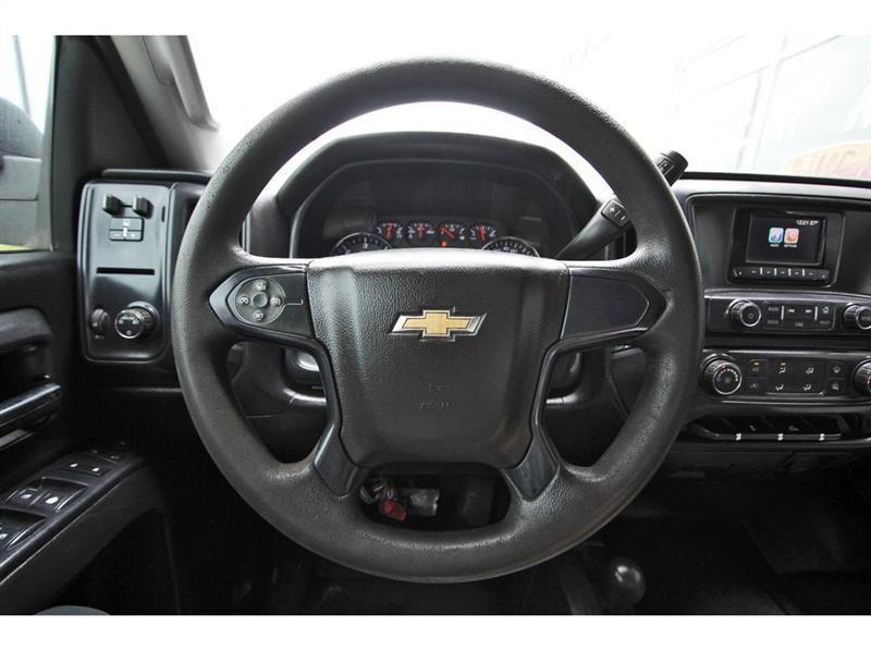 Chevrolet Silverado 2500HD Built After Aug 14  2015