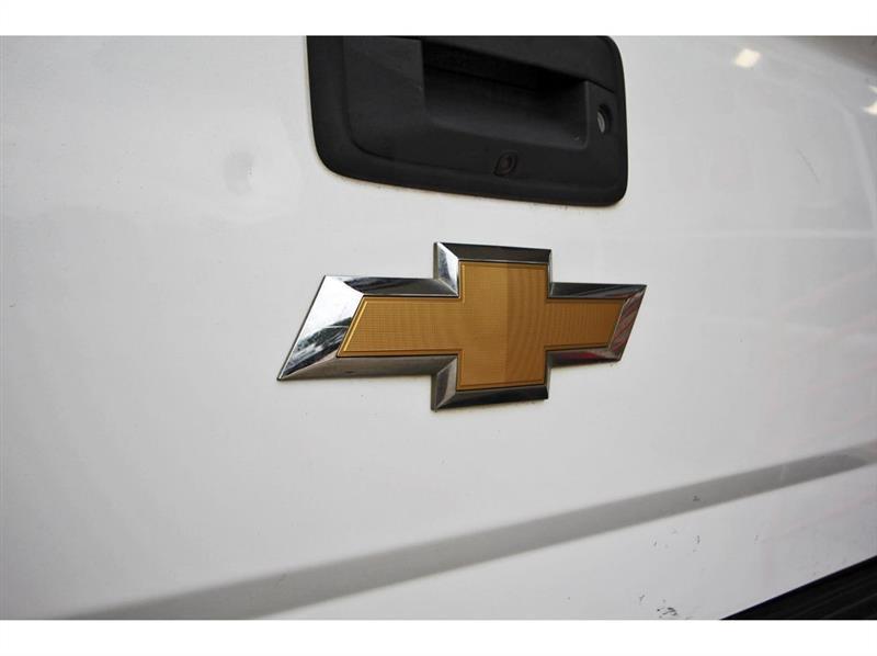 Chevrolet Silverado 2500HD Built After Aug 14  2015
