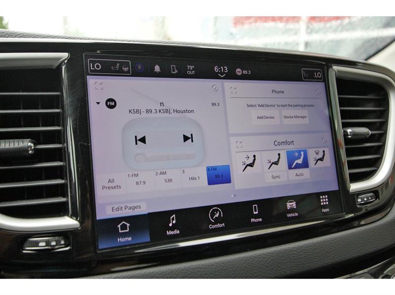 Chrysler Pacifica  2023