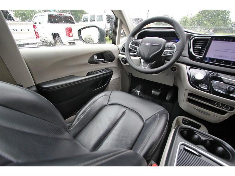 Chrysler Pacifica  2023