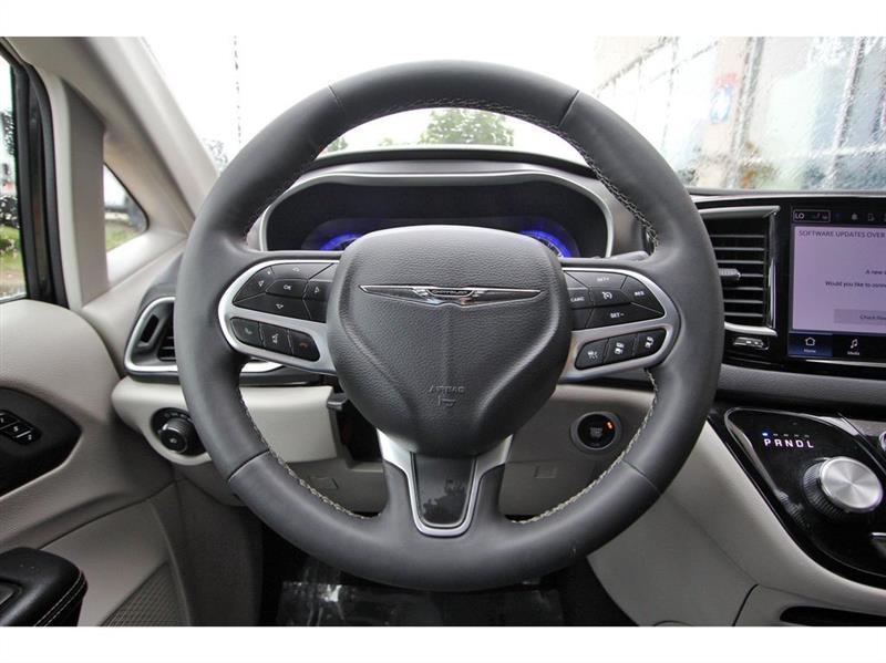 Chrysler Pacifica  2023