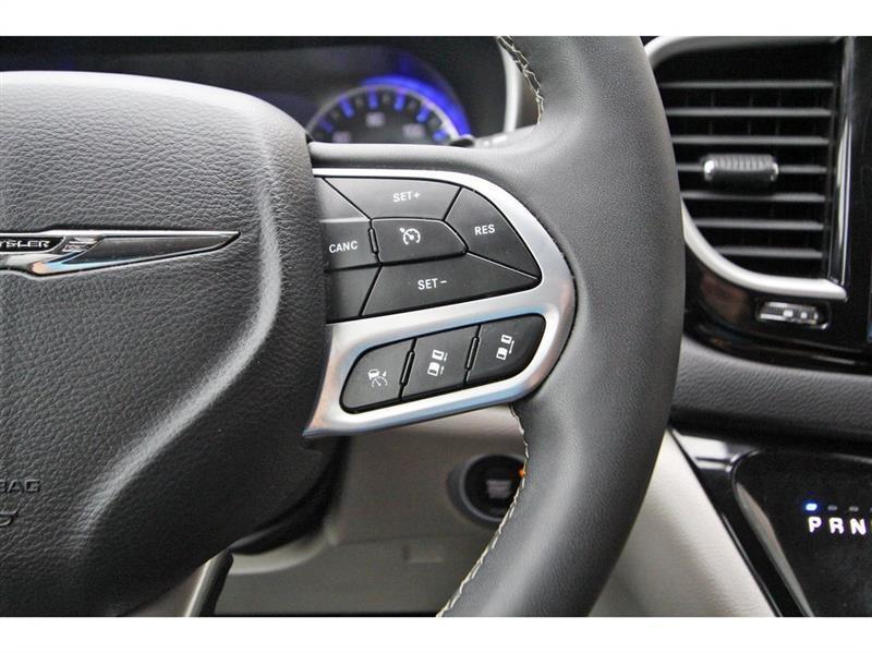 Chrysler Pacifica  2023