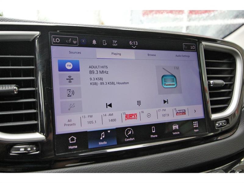 Chrysler Pacifica  2023