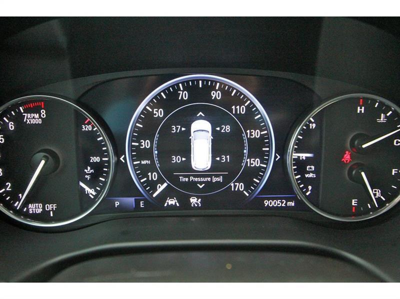 Buick Enclave  2022