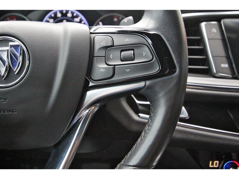 Buick Enclave  2022