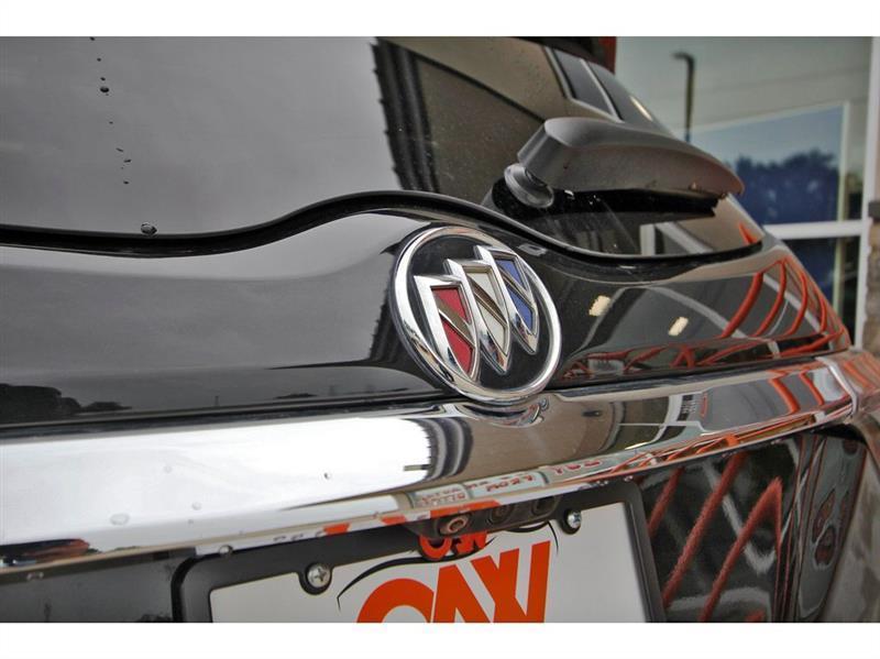Buick Enclave  2022