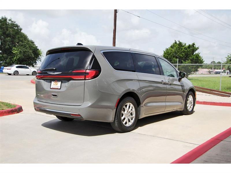 Chrysler Pacifica  2023