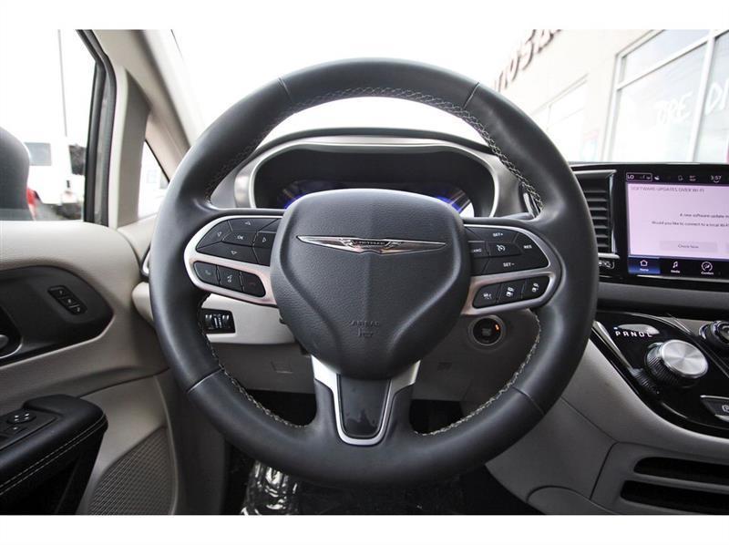 Chrysler Pacifica  2023