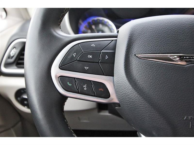 Chrysler Pacifica  2023