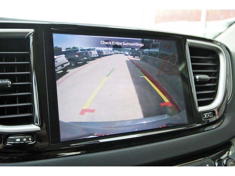 Chrysler Pacifica  2023