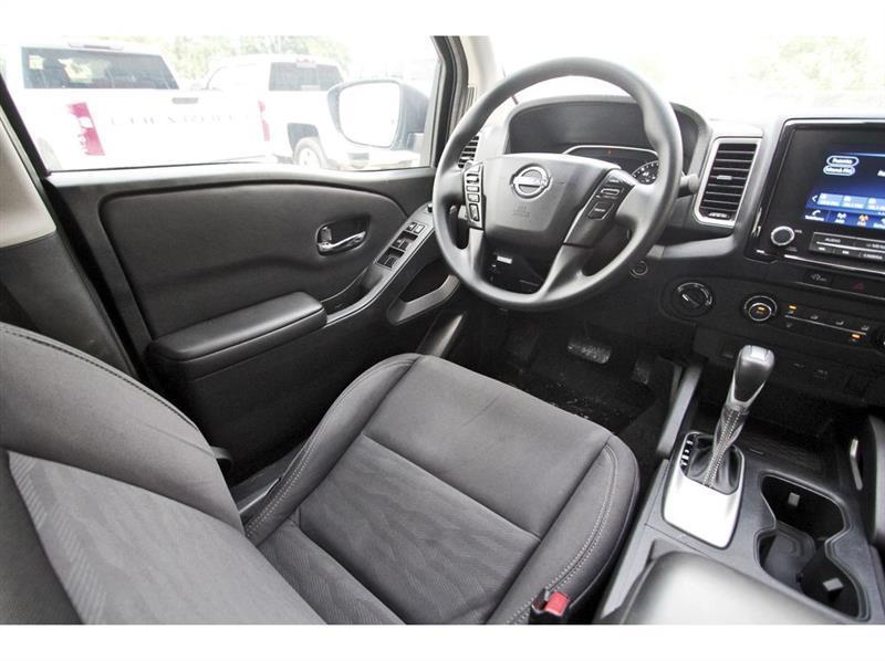 Nissan Frontier  2024